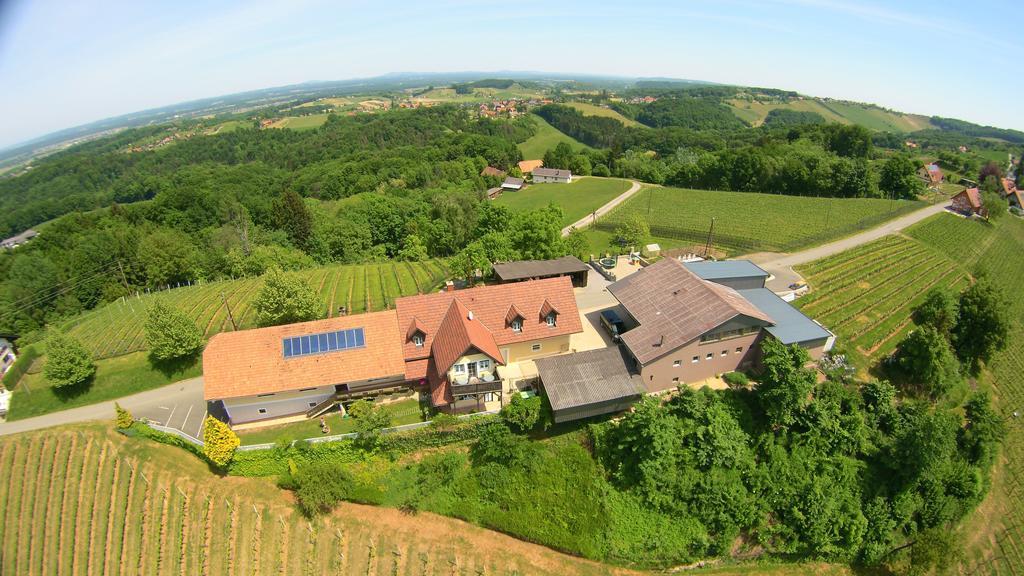 ארנהאוזן Weingut Gaestezimmer Gruber מראה חיצוני תמונה