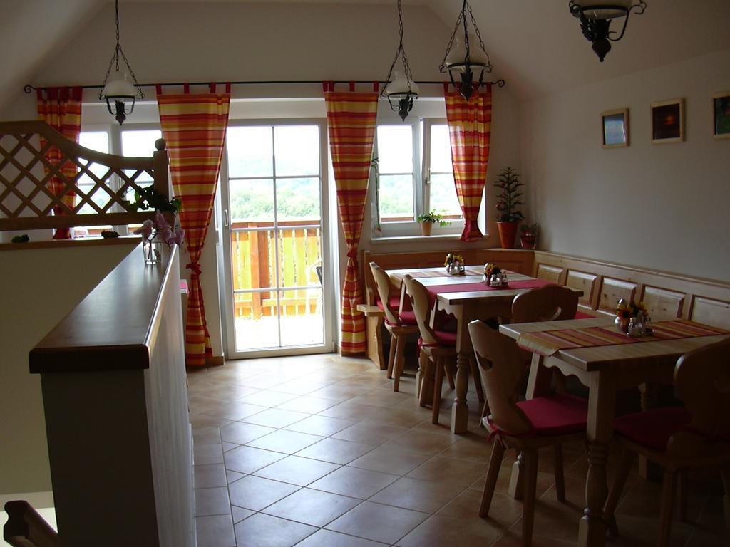 ארנהאוזן Weingut Gaestezimmer Gruber חדר תמונה